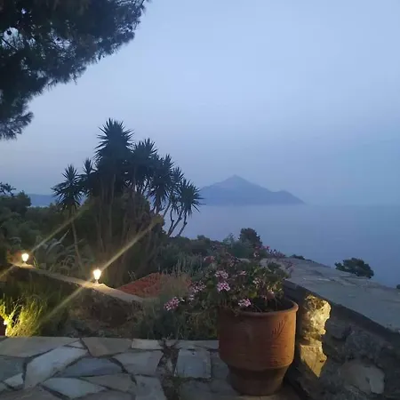 Athos Σάρτη